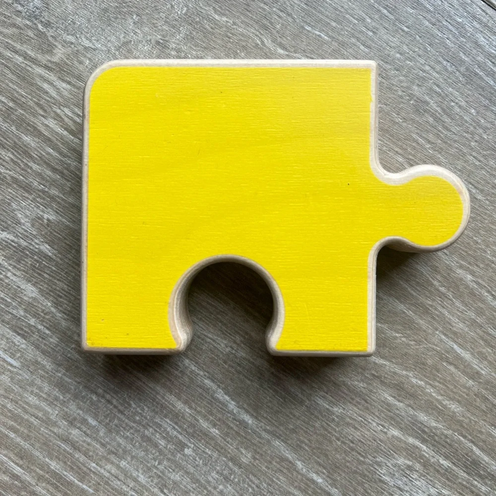 Lovevery Montessori Chunky Wooden Jigsaw Puzzle - from the Companion Play Kit
